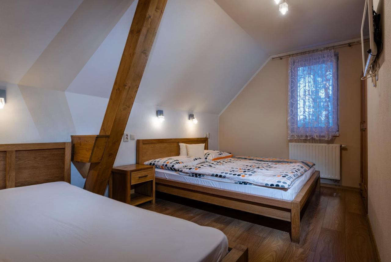 Penzion Via Mara Liptovský Mikuláš Exteriör bild