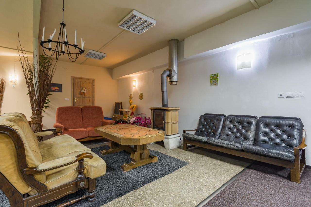 Penzion Via Mara Liptovský Mikuláš Exteriör bild
